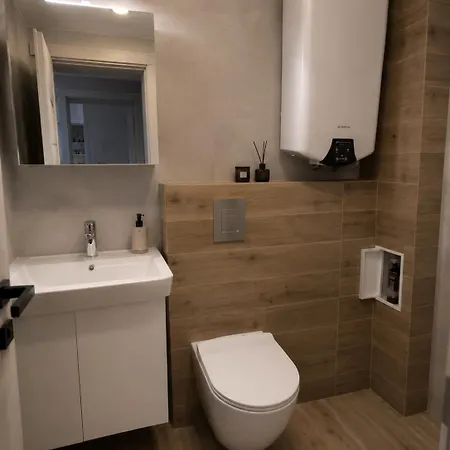 Comfy 1br With Sea View Апартамент *